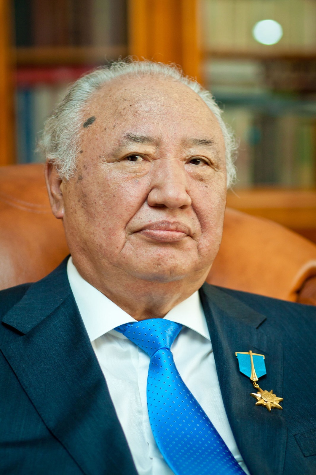 Abish Kekilbaev